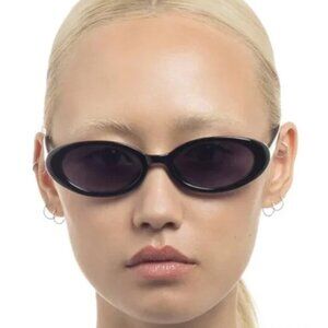 AIRE Fornax Oval Black Frame Retro Gradient Lens Sunglasses Black One Size